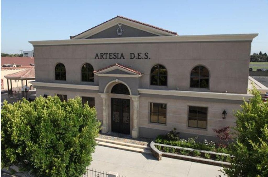 Exterior of the Artesia D.E.S. Portuguese Hall