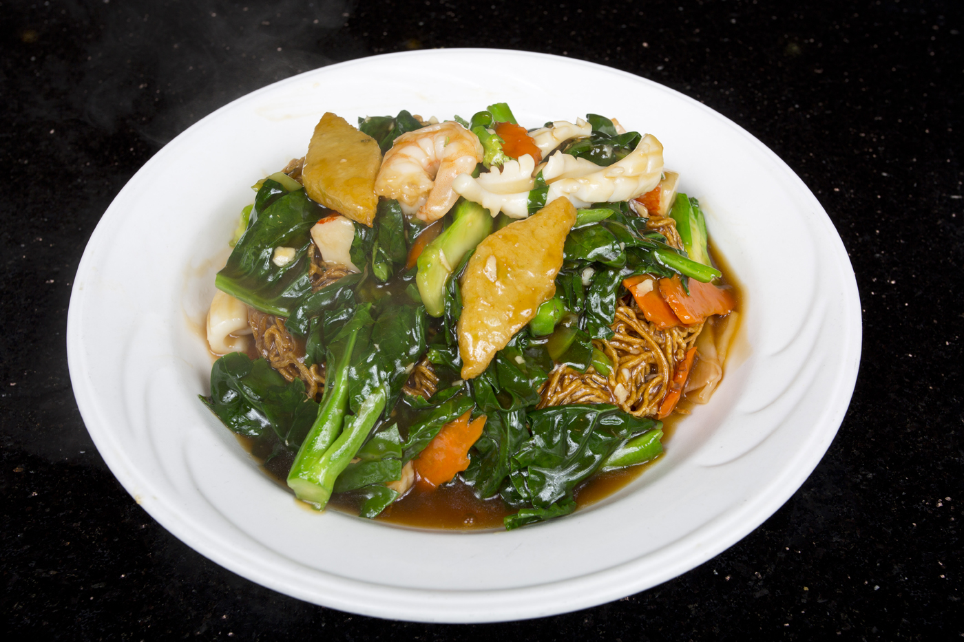 CRISPY SEAFOOD CHOW MEIN